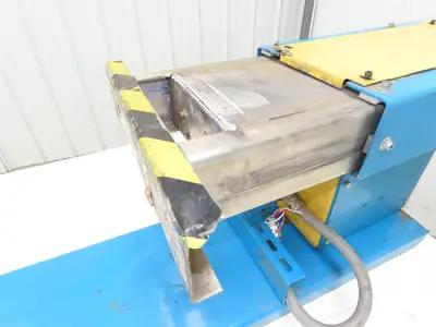 Hytrol Conveyor Pneumatic Box Pusher Sorter 8" Stroke 4x16" Kicker Plate