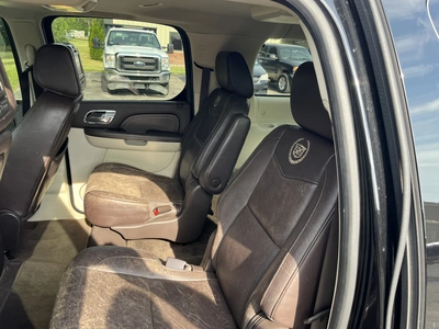 USED 2014 CADILLAC ESCALADE