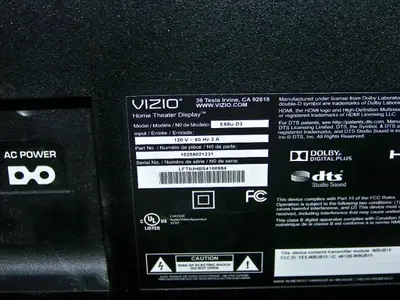 65" VIZIO SMARTCast E-Series E65u-D3 4K Ultra-High Def (UHD) LED Home Theater Display with Wall Mount, Remote Control and HDMI Cable