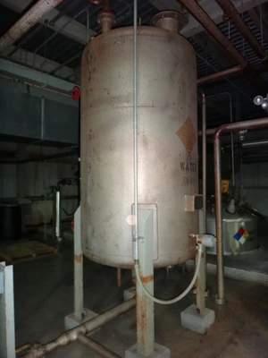 500 Gallon 304 Stainless Vertical Tanks