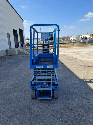 USED 2017 Genie GS-1930