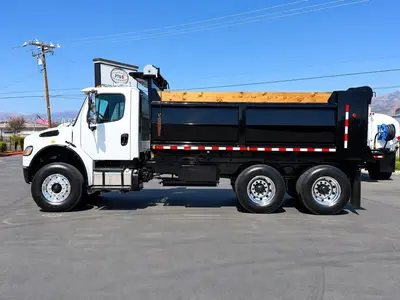 Used 2017 FREIGHTLINER M2 Carhaulers California US | Lillo Machinery #1542395