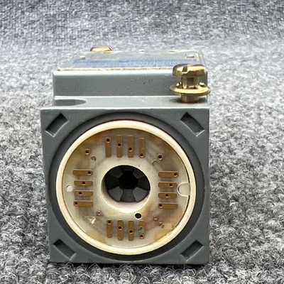 New | in-Stock Opcon 8891A-6501 Photoelectric Sensors California US | Davliegogo LLC #1705456