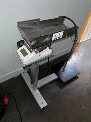Tablet deduster