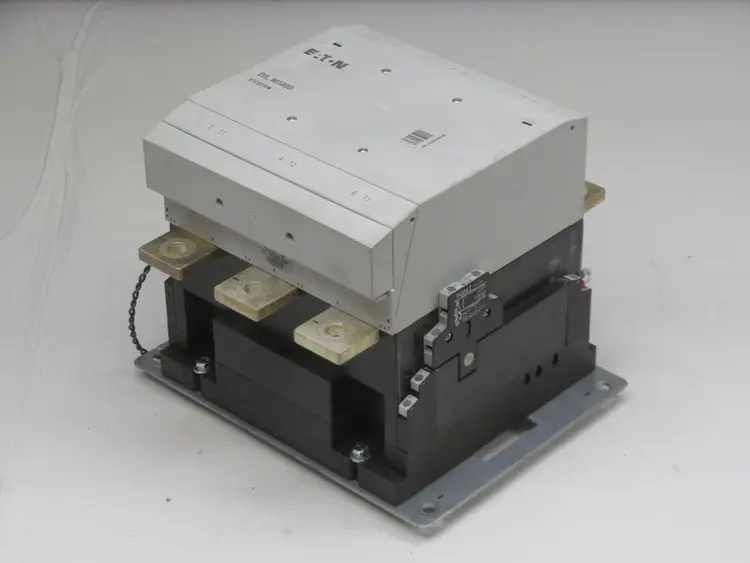 Used EATON M1000 XTCEC10N Starters Texas US | Aucto #1308596