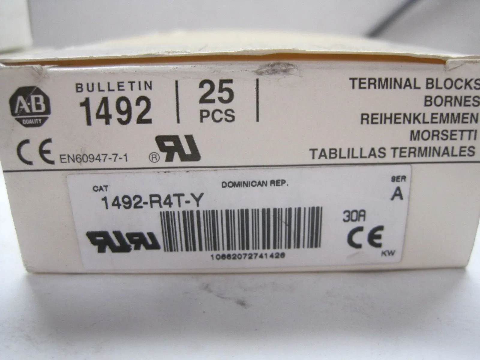 NEW BOX OF 22 ALLEN BRADLEY 1492-R4T-Y TERMINAL BLOCKS 1492R4TY