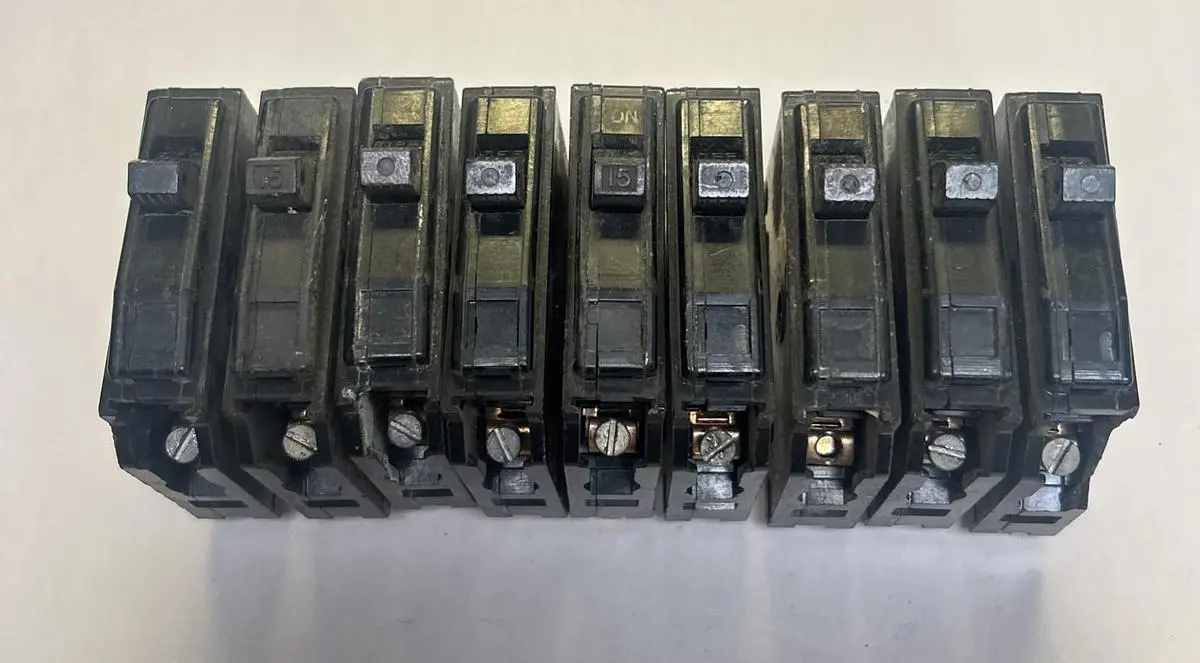Used SQUARE D QO115 Switchgears Ohio US | Surplus Asset Holdings #1185635