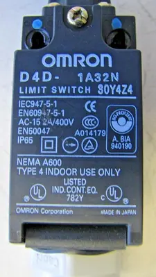 USED OMRON D4D-1A32N