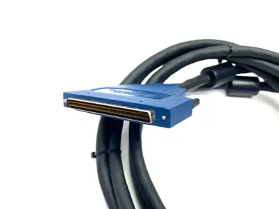 USED NATIONAL INSTRUMENTS FLEX CABLE 100-PIN 2M LENGTH SH100-100-F