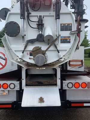 2017 VACTOR PARADIGM Hydro Excavator | VacSource (14)