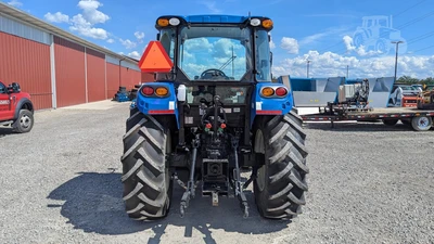 USED 2017 NEW HOLLAND T4.100