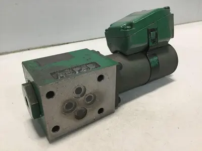USED YUKEN DSG-01-3C2-A115-31