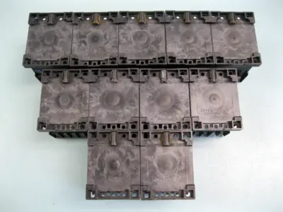 USED Telemecanique CA2KN22B7