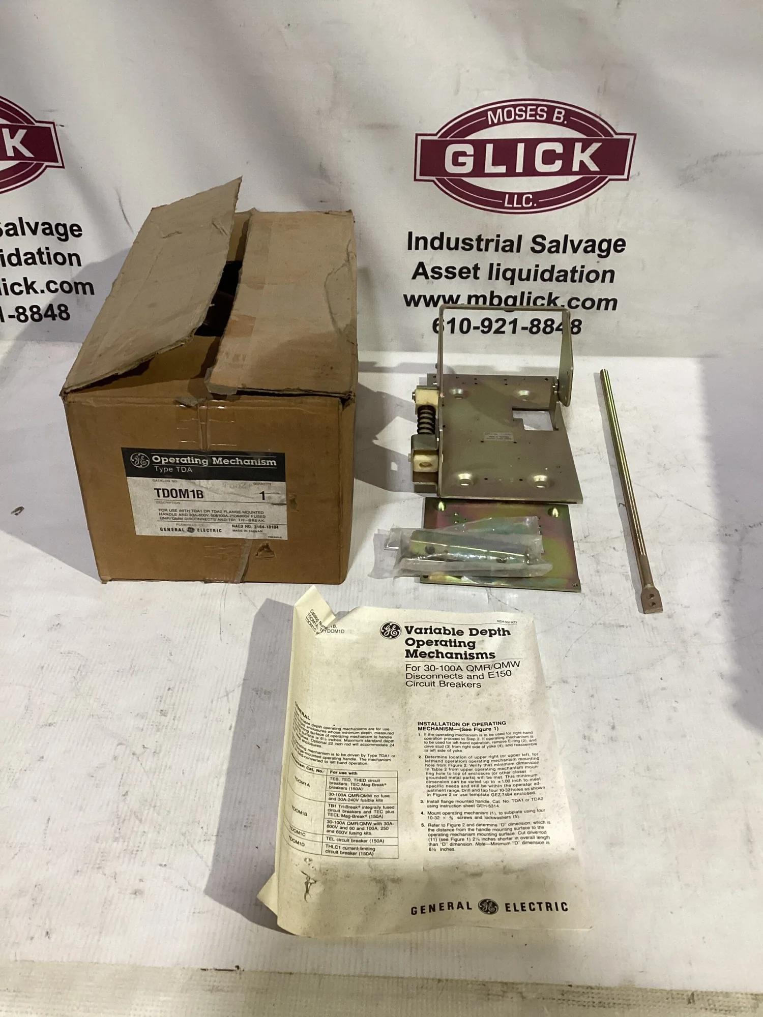 GE TD0M1B TDA1/TDA2 Operating Mechanism -NIB