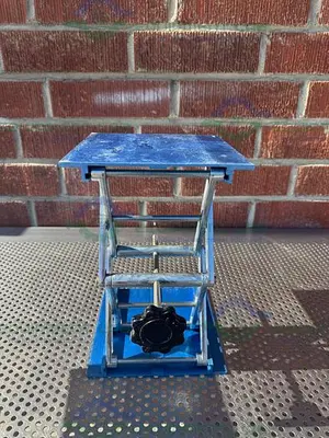 Unbranded 8" x 8" x 12" Table-Top Lab Jack