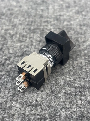 Used Fuji AH165-P2 Switch Parts California US | Davliegogo LLC #1708396