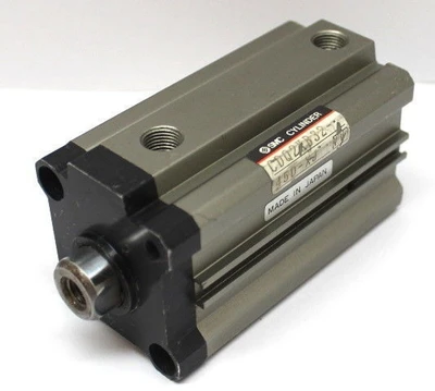 USED SMC CDQ2KB32-45D-XJ