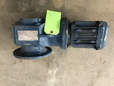 Sew-Eurodrive KAF47DRS71S4 0.50HP Gear Drive/Speed Reducer 13RPM 2.433in-lbs 3PH