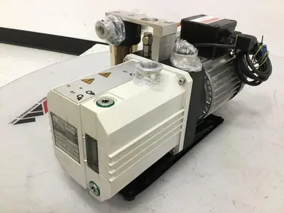 USED LEYBOLD D10E 140042