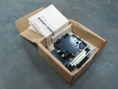 General Electric CR205X500C Auxiliary Contact Kit New NIB