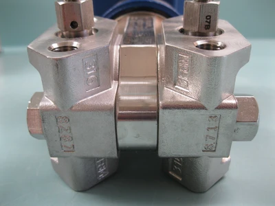 NEW Foxboro IDP50-T22B21F-M2B1L1K1