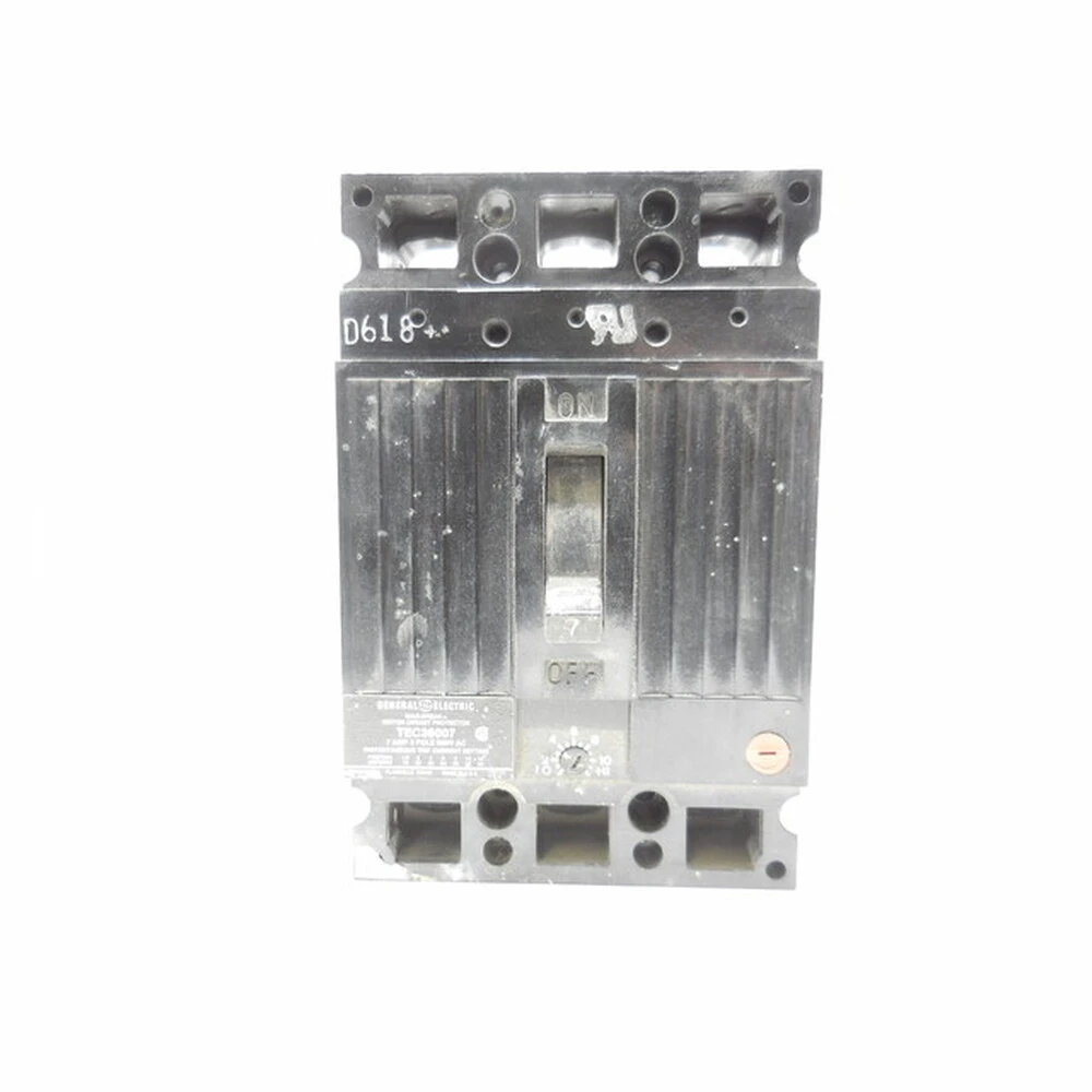 General Electric 3 Pole 7Amp Breaker
