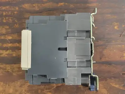 USED SCHNEIDER ELECTRIC LC1D50G7