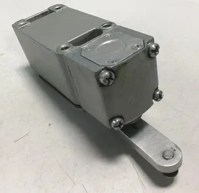 Used TELEMECANIQUE C2JK05 Relays & Switches Michigan US | Ideal Machinery #1173998
