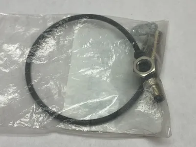 USED BALLUFF FLUSH MOUNT PROXIMITY SENSOR 10-30VDC