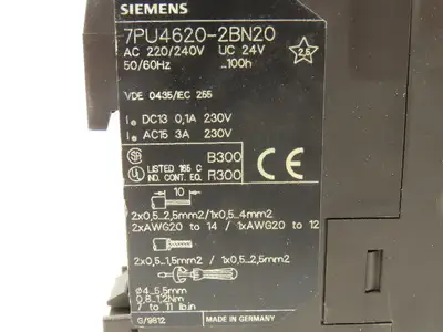 Siemens 7PU4620-2BN20 Time Delay Relay Module Off Delay 10sec -100 hour Lot of 2