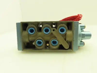 Honeywell Skinner S3R0AGLX Directional Control Valve 5-Way 2 Pos 120V 150 PSI