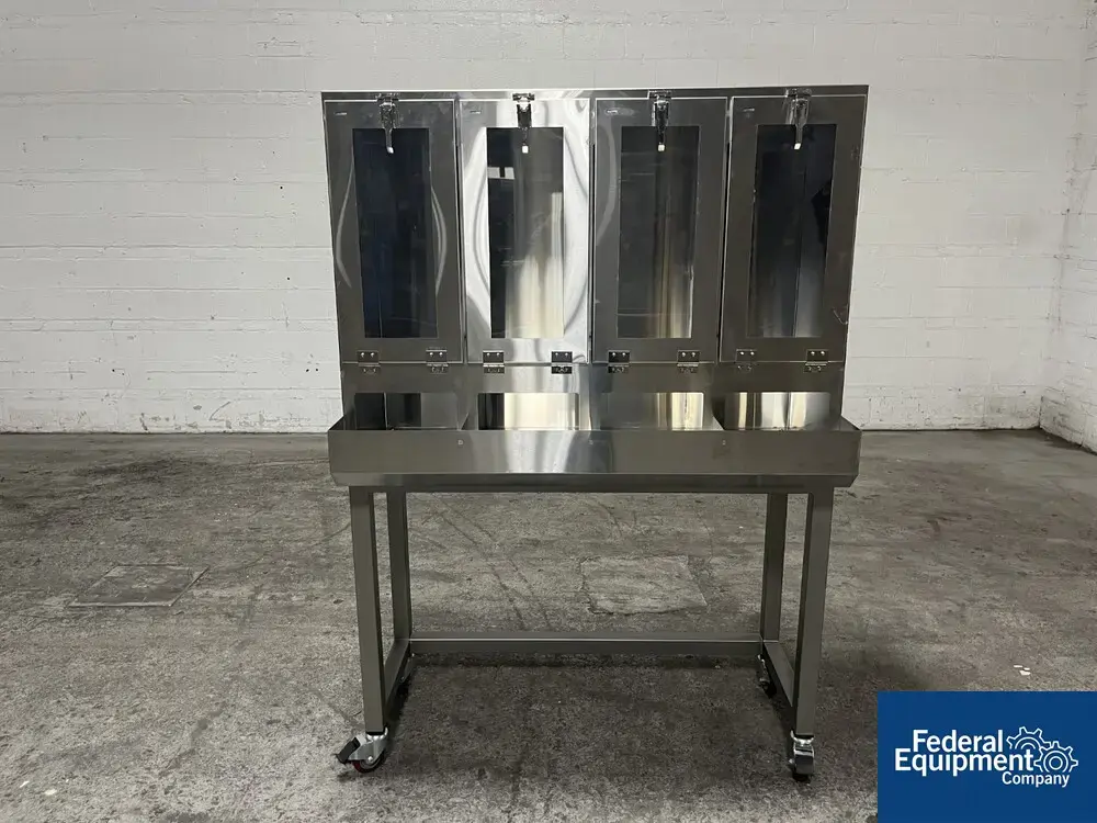USED Terra Universal Terra Universal Apparel Dispenser