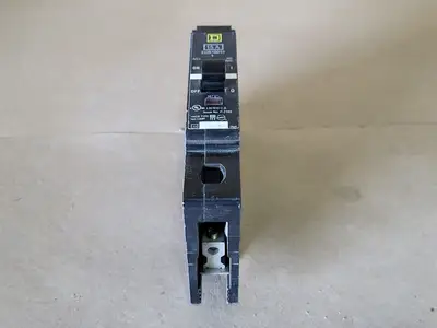 Used SQUARE D EDB16015 Switchgears British Columbia CA | Lenmark #239034