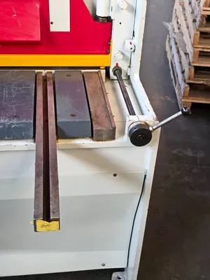 Used 2010 BAYKAL RGS 1560X3.5 Sheet Metal Shears Ontario CA | CNCsurplus #1281260