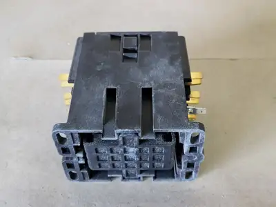 USED SQUARE D 8910DPA63