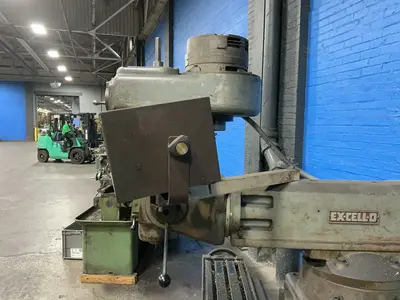 Used EXCELLO _UNKNOWN_ Vertical Mills Ohio US | HGR 24 #1496355