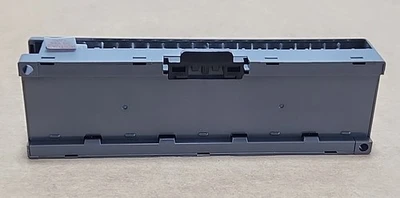 NEW KEYENCE KV-R16R