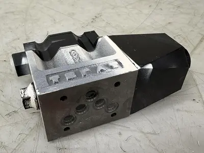 USED TOKIMEC DG4VS-5-0A-M-P7L-H-7-40