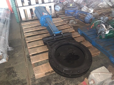 20" Dezurik KGS Pneumatic Knife Gate Valve , Unused