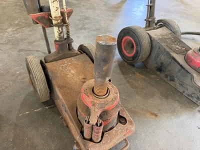 Used _UNKNOWN_ _UNKNOWN_ Jack Lifters Indiana US | Miedema Asset Management Group #1414846