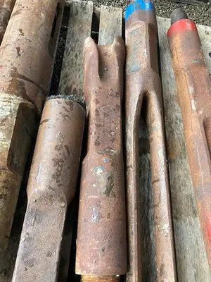 Used AFTERMARKET 5-5/8” X 27” CHISEL DRILL BIT Rock Drills Pennsylvania US | East West Machinery & Drilling #1417242