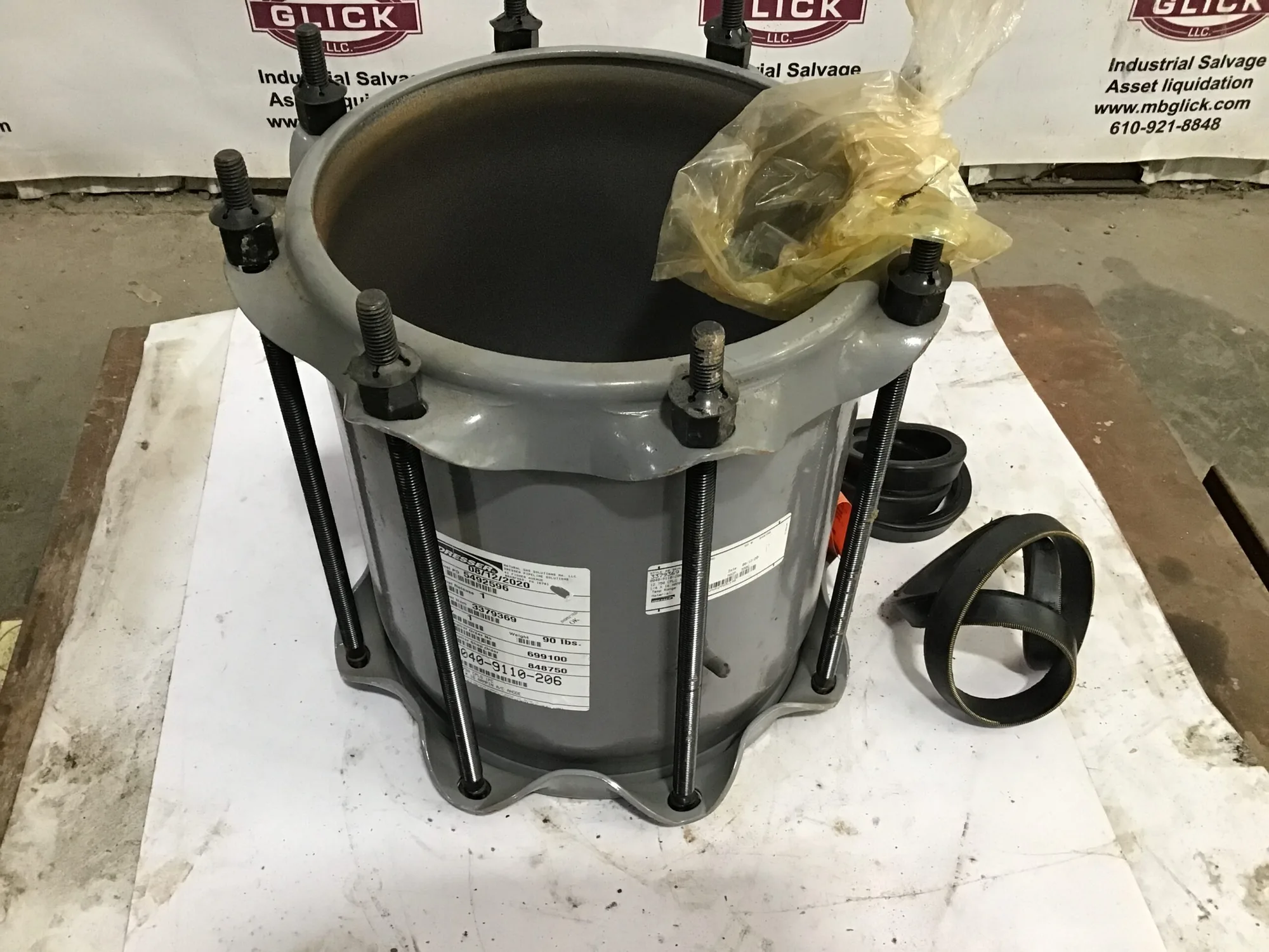 Dresser Steel coupling (5492596) 12.750in Pipe Clamp Sewer