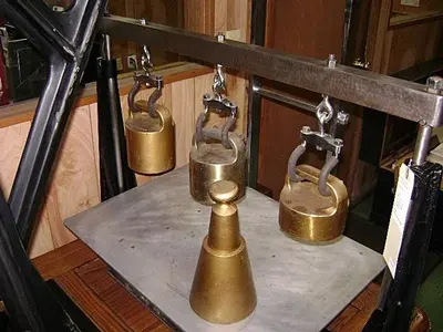 1337-385 Antique L. Oertling HD Assay Bullion Balance Beam Scale Circa 1860