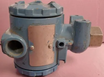 Used ROSEMOUNT 2088 G3A22A1E5 CAL: 0-250 PSIG. SUPPLY 10.5-36 Pressure Transmitters Texas US | Bamko Surplus Process Equipment #930968