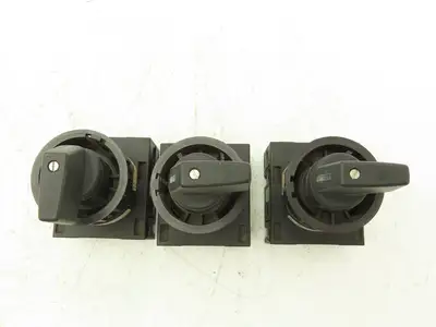 Klockner Moeller T3-2-64647GB Rotary Switch 4-Position 15kW 25A 600V Lot of 3