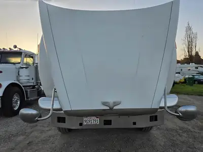 USED 2018 PETERBILT 567