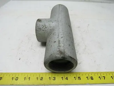 Crouse-Hinds T57 1-1/2" Conduit Outlet Body Lot of 8