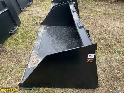 New Tomahawk 72” snow/mulch skid steer bucket, welded on high carbon cutting edge, skid steer...