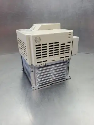 Used Yaskawa Yaskawa CIMR-V7NU43P7 Variable Speed Drives South Carolina US | Palmetto Automation #1319543