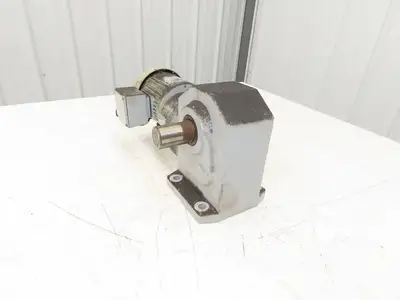 GTR Nissei H2LB-32R-750-T010A Gearmotor 750:1 Ratio 0.1kw 2.3rpm 220V 3PH